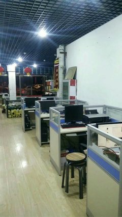 图文店招聘平面设计